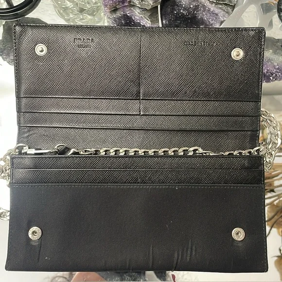 🖤🔥 EUC  PRADA MILANO TESSUTO NYLON BIFOLD WALLET, vintage with chain - Picture 3 of 13